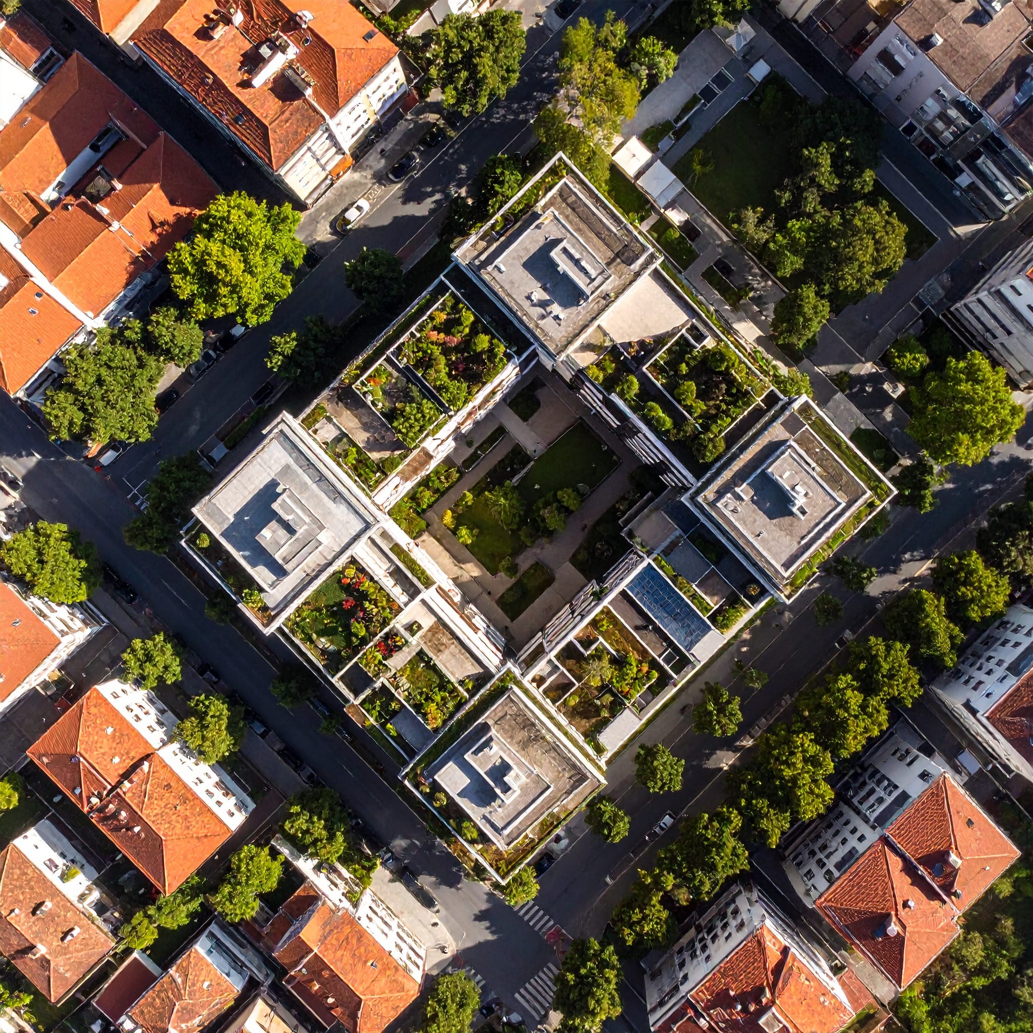 Fotografia aérea com drone para portfólio imobiliário